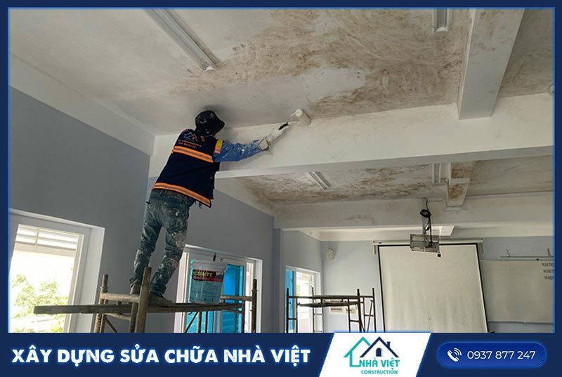 xaydungsuachuanhaviet.vn-cách xử lý trần nhà bị thấm nước