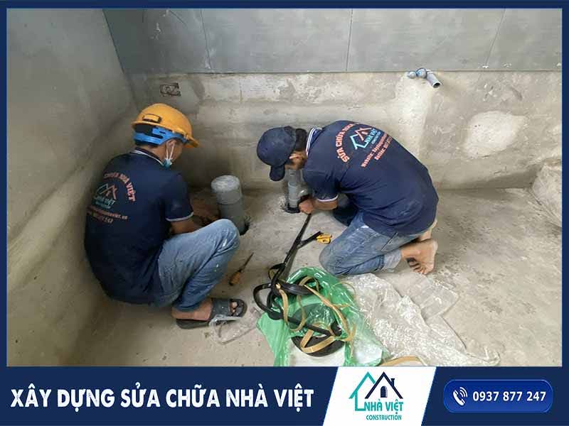 xử lý sàn nhà vệ sinh bị thấm 