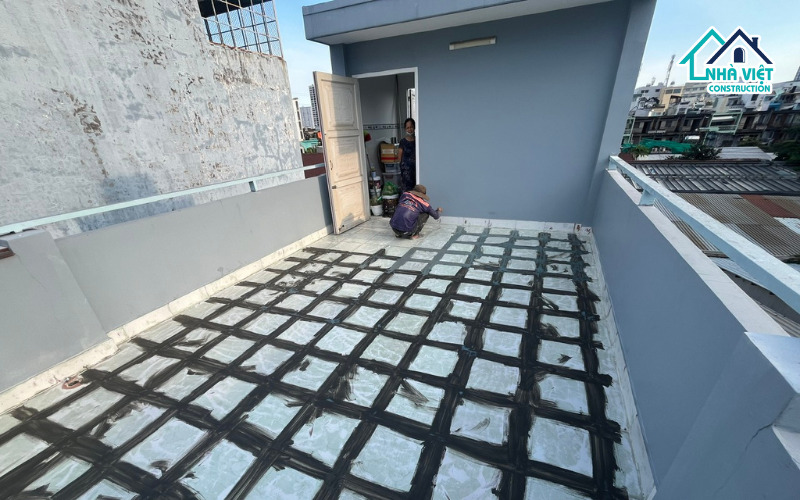 Bảng báo giá dịch vụ sửa nhà chống thấm dột mới nhất 2026 tại Nhà Việt Group