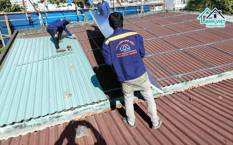 Những lưu ý quan trọng để tránh bị từ chối hồ sơ nâng mái nhà có cần xin phép không